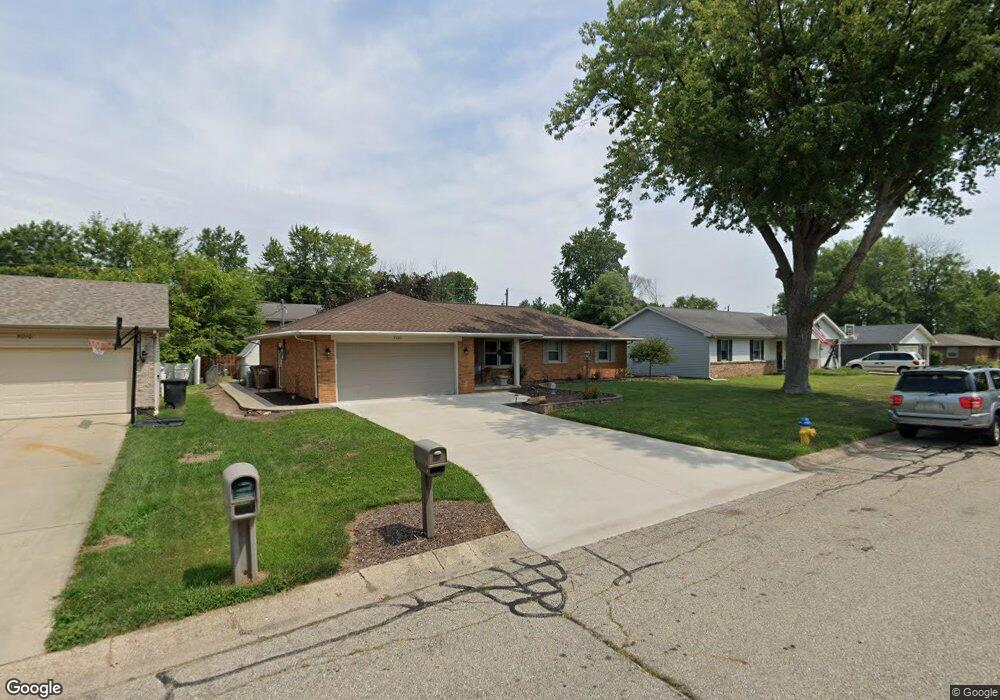 5220 Navajo Ct, Columbus, IN 47203 - photo 1