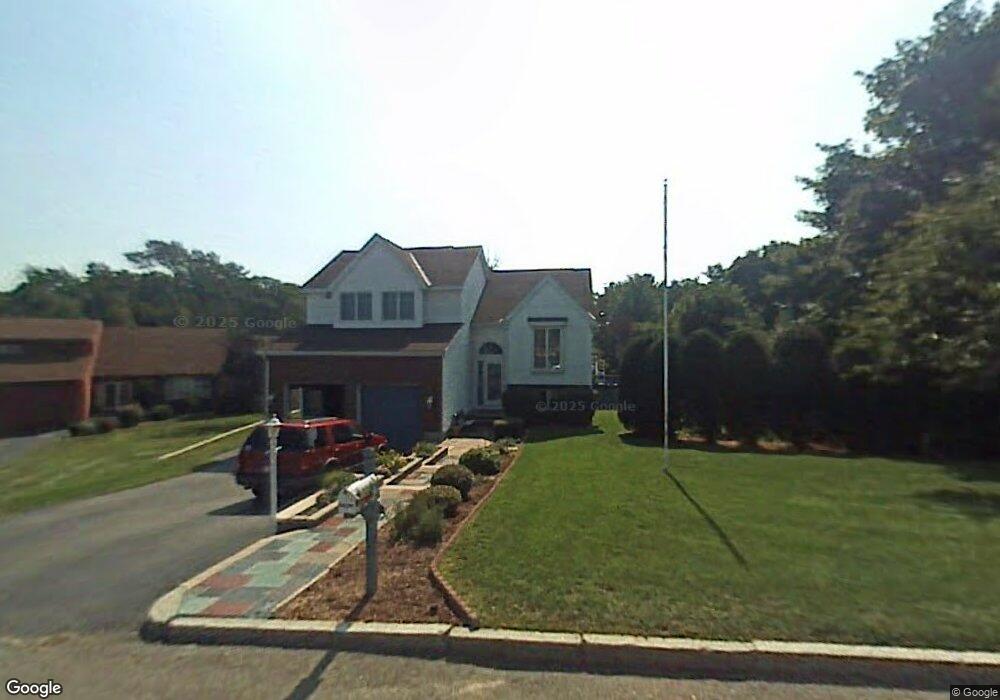 21 Melba Ln, Stoneham, MA 02180 - photo 1