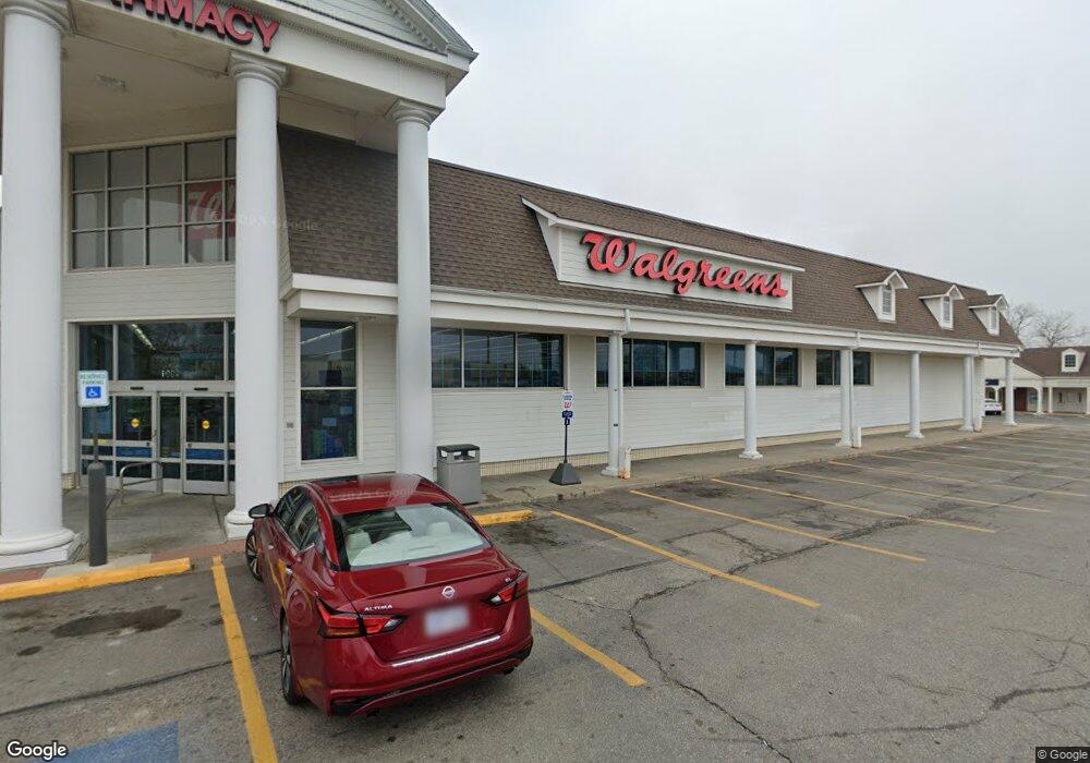 1001 SW Gage Blvd, Topeka, KS 66604 - photo 1