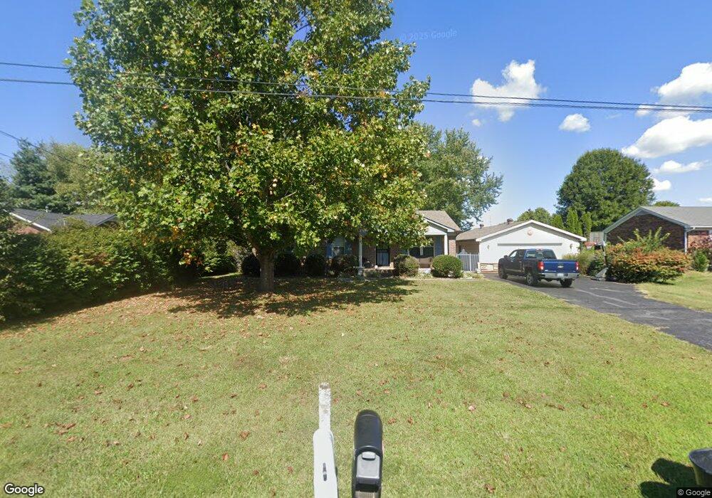 250 Harrison Cir, Mount Washington, KY 40047 - photo 1