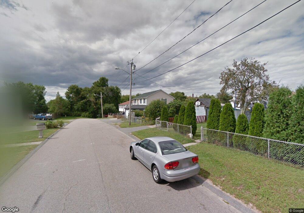 18 Meeson St, Fall River, MA 02724 - photo 1