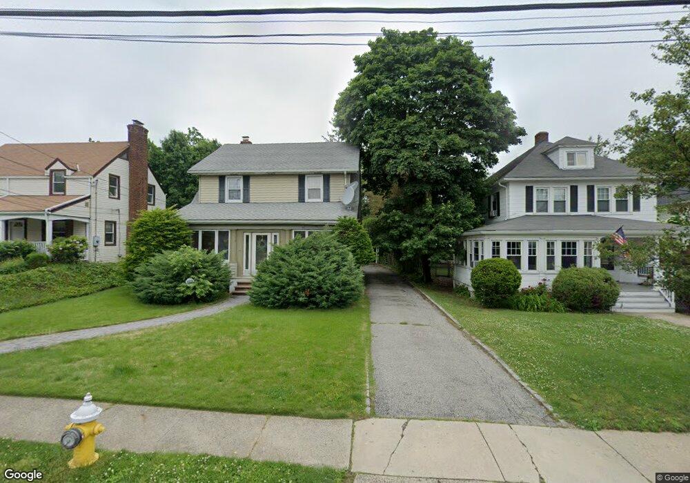 67 Andrew St, Manhasset, NY 11030 - photo 1