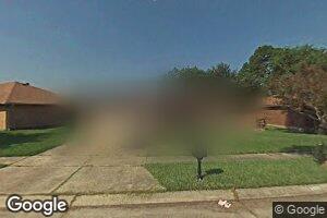 2472 Lynnbrook Dr, Harvey, LA 70058