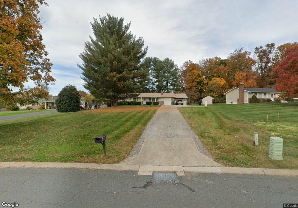 6904 Sheffield Dr, Sykesville, MD 21784 - photo 1