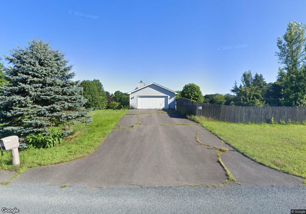 8 Mieczkowski Cir, South Deerfield, MA 01373 - photo 1