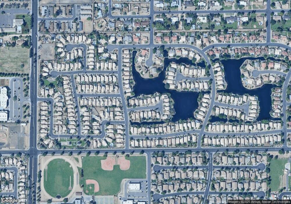 1246 E Chicago Cir, Chandler, AZ 85225 - photo 1