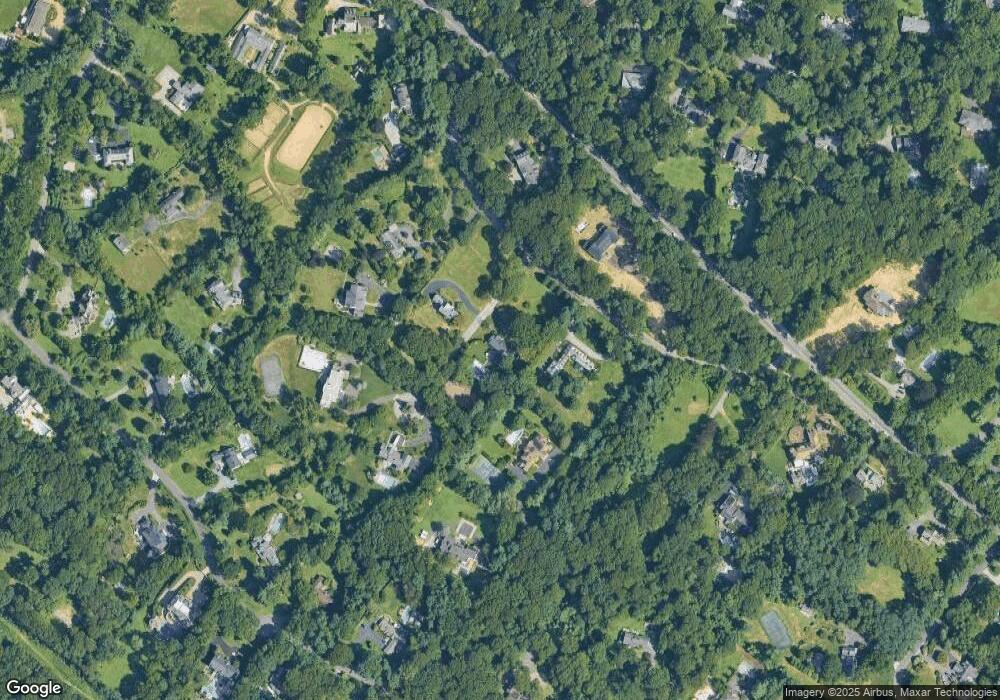 1580 Old Cedar Swamp Rd, Glen Head, NY 11545 - photo 1