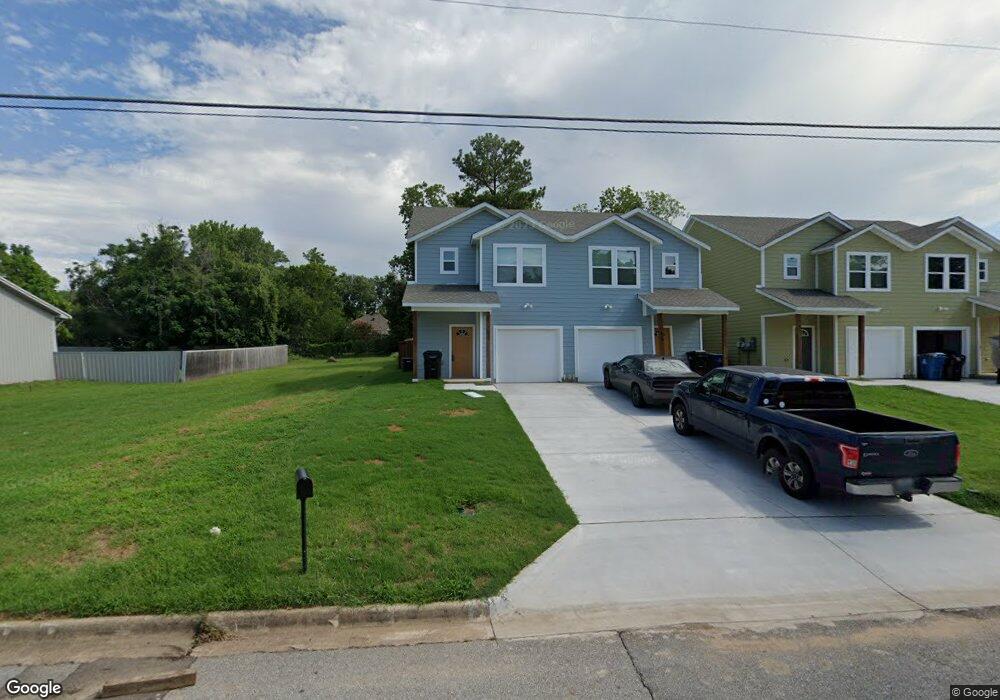 813 W Coffin St, Denison, TX 75020 - photo 1