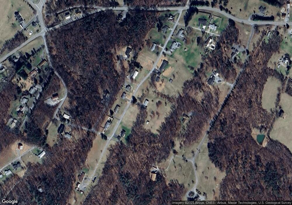 382 Grove Heights Rd, Berkeley Springs, WV 25411 - photo 1