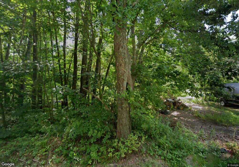 136 Concord Hill Rd, Pittsfield, NH 03263 - photo 1