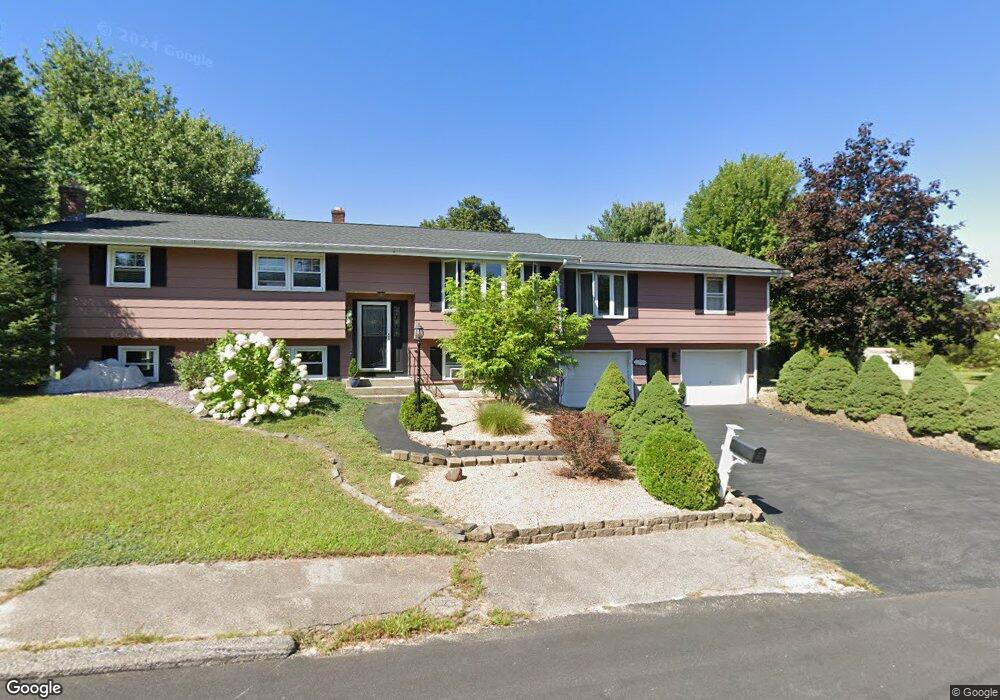 7 Christine Rd, Bellingham, MA 02019 - photo 1