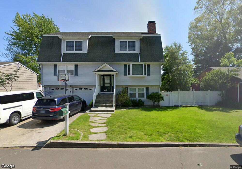 24 Pearson Ave, Milford, CT 06460 - photo 1