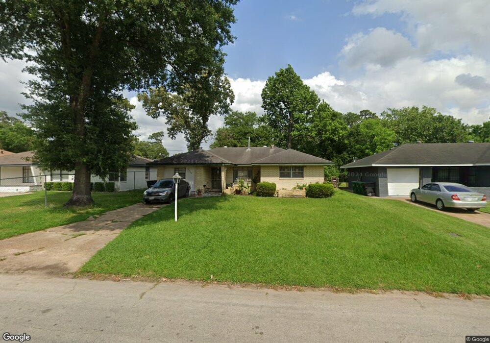 10446 Wolbrook St, Houston, TX 77016 - photo 1