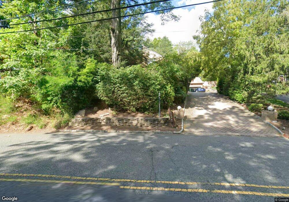 134 Walnut St, Livingston, NJ 07039 - photo 1