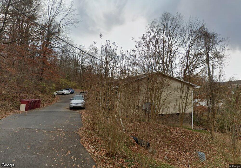 1308 Bell Ridge Rd, Johnson City, TN 37601 - photo 1