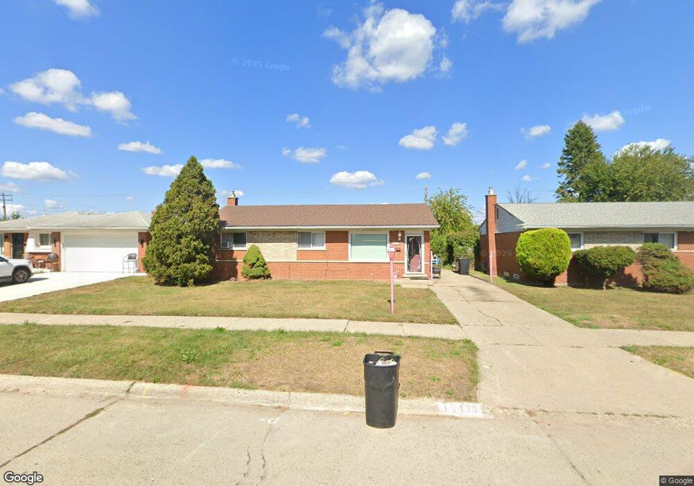 10416 N Oak Dr, Ferndale, MI 48220 - photo 1