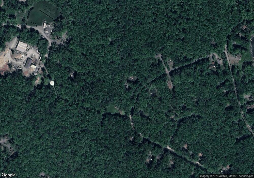 127 Lakeview Cir, Hawley, PA 18428 - photo 1