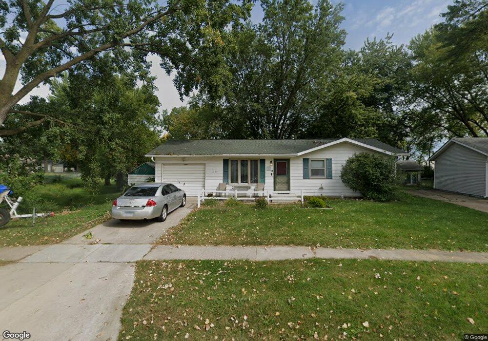 1339 Ingersoll Rd, Waterloo, IA 50701 - photo 1