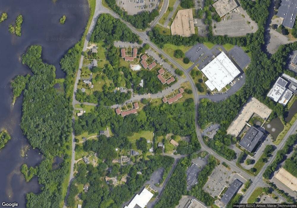 142 Heather Ridge, Shelton, CT 06484 - photo 1