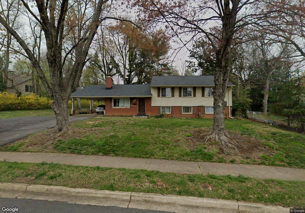 3318 Wilkins Dr unit A, Falls Church, VA 22041 - photo 1