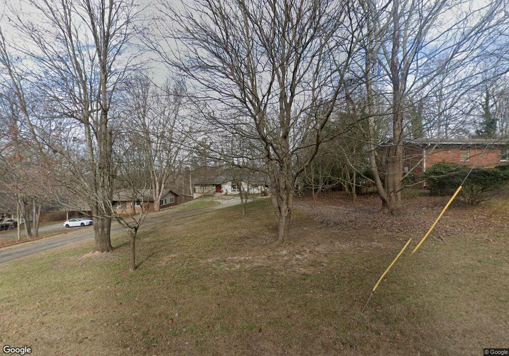 650 Mountain View Cir, Gainesville, GA 30501 - photo 1