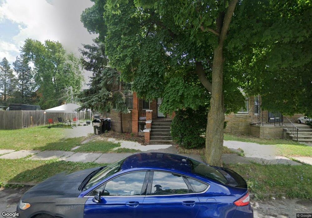 2116 Mcpherson St, HamtraMcK, MI 48212 - photo 1