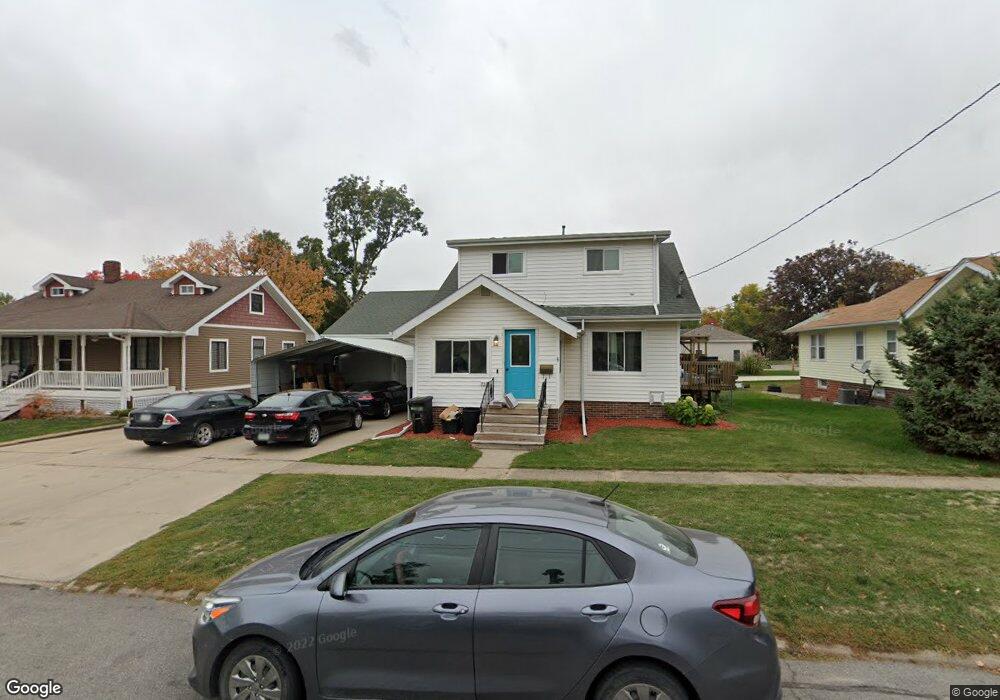 509 E 2nd St S, Newton, IA 50208 - photo 1