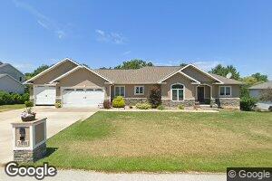 2411 Camelot Ct, Quincy, IL 62305