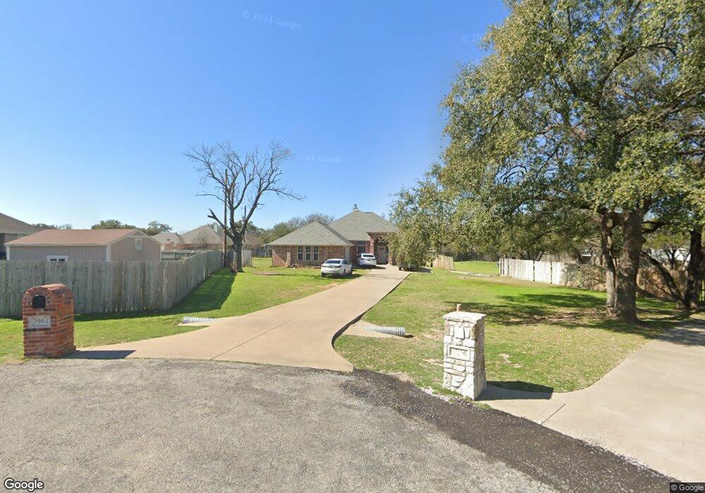 3904 Del Rio Ct, Granbury, TX 76049 - photo 1