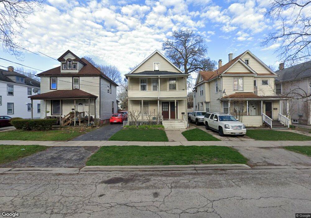 16 N Saint James St, Waukegan, IL 60085 - photo 1