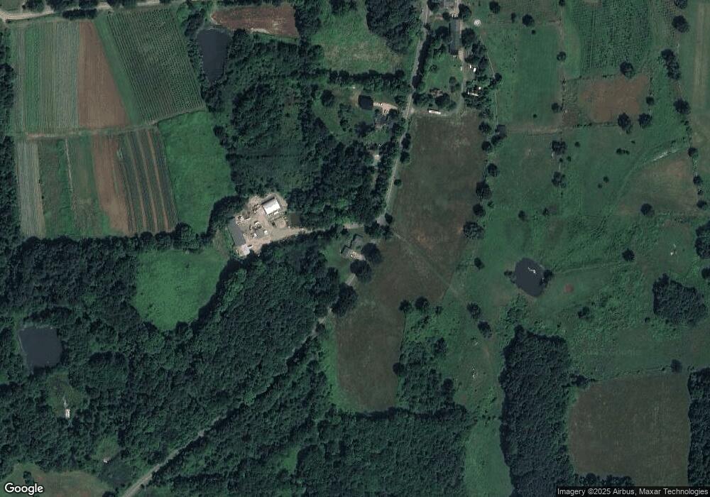 120 W Brookfield Rd, New Braintree, MA 01531 - photo 1