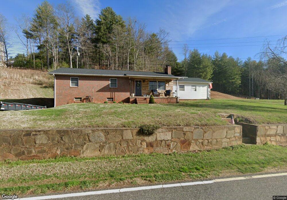 1808 Addington Bridge Rd, Franklin, NC 28734 - photo 1