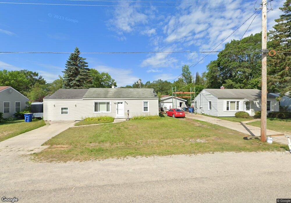 427 3rd St N, Oscoda, MI 48750 - photo 1