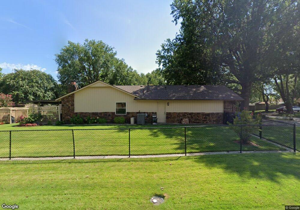 105 W Jefferson Place, Broken Arrow, OK 74011 - photo 1