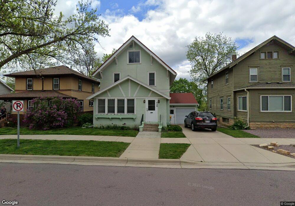 421 Washington Ct, Mankato, MN 56001 - photo 1