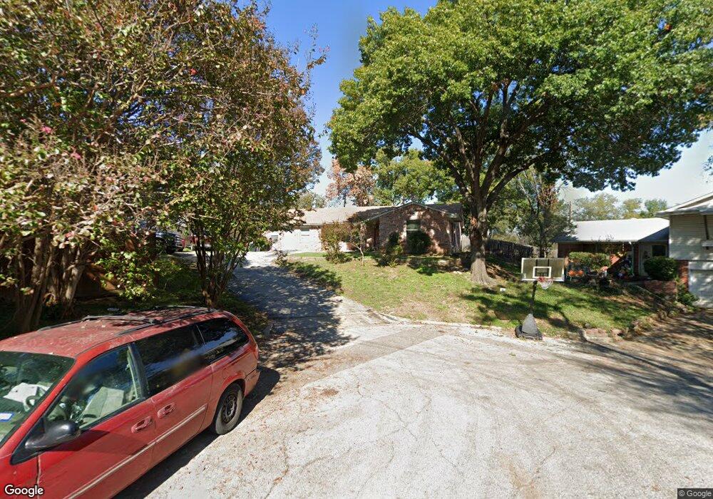 537 Saint Johns Way, Grand Prairie, TX 75050 - photo 1