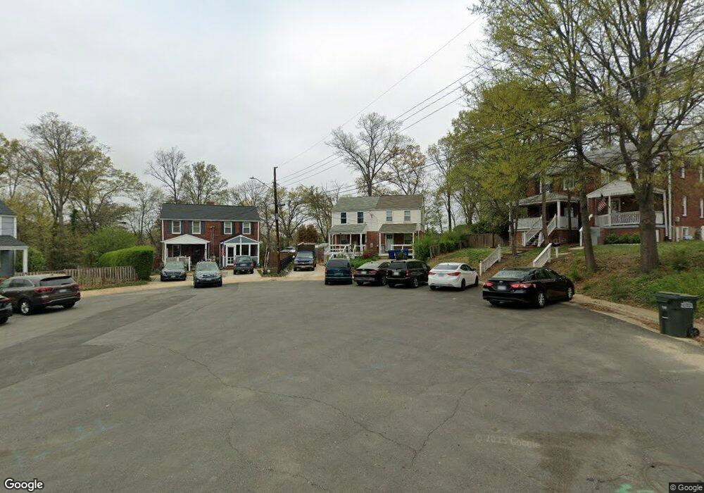 2828 Jefferson Dr, Alexandria, VA 22303 - photo 1