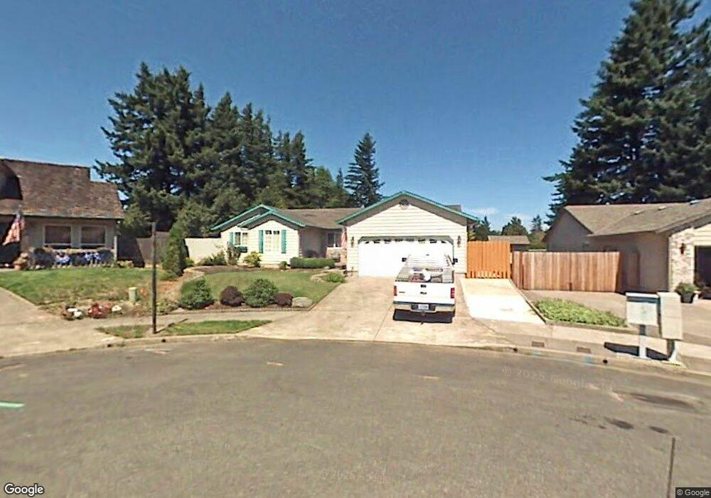 437 SW Chapman Ave, Troutdale, OR 97060 - photo 1