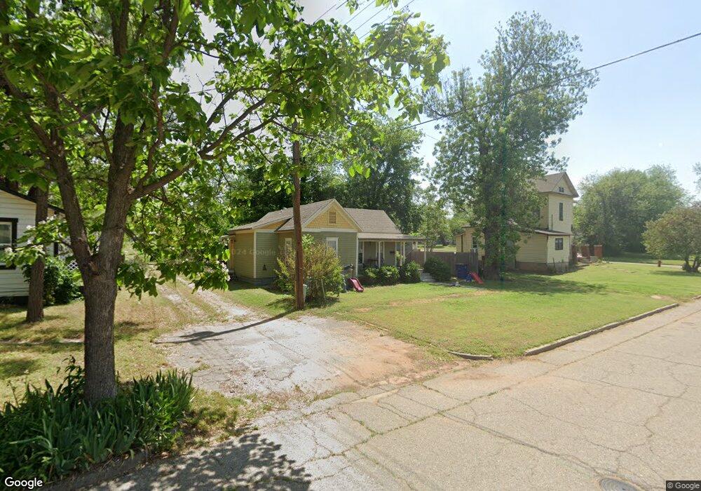 212 S Oak St, Guthrie, OK 73044 - photo 1