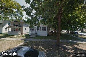 921 8th St SW, Cedar Rapids, IA 52404