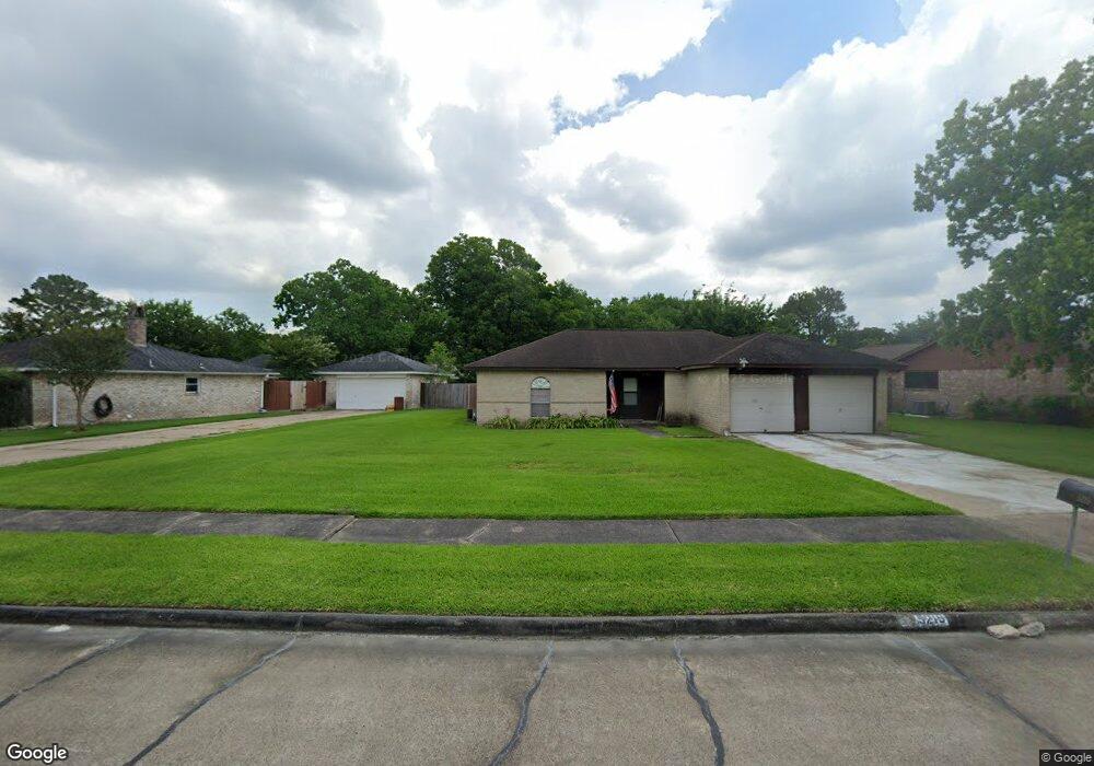5219 Apple Blossom Ln, Friendswood, TX 77546 - photo 1