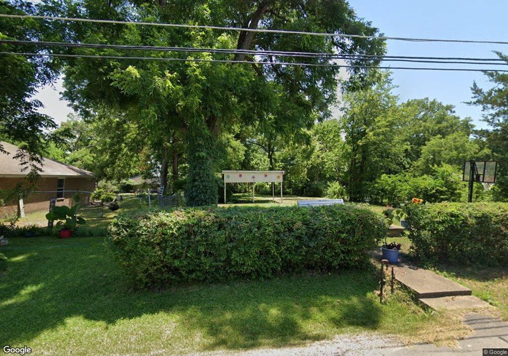 614 E 6th St, Bonham, TX 75418 - photo 1