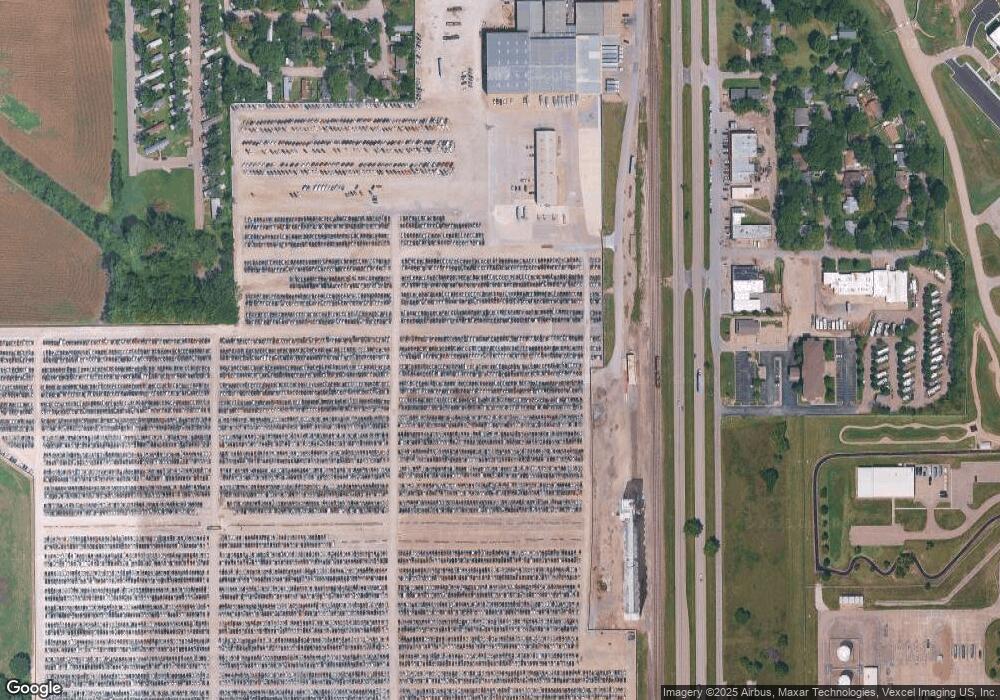 5913 SW Topeka Blvd, Topeka, KS 66619 - photo 1