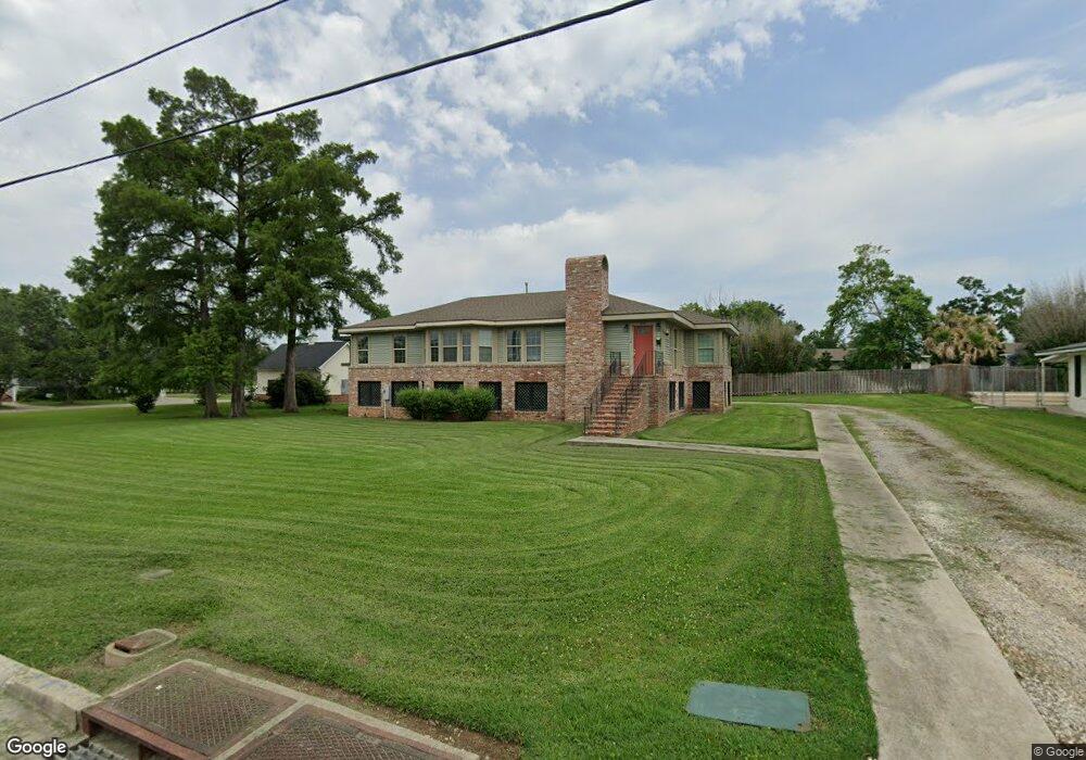 1010 Idlewilde Ln, Lake Charles, LA 70605 - photo 1