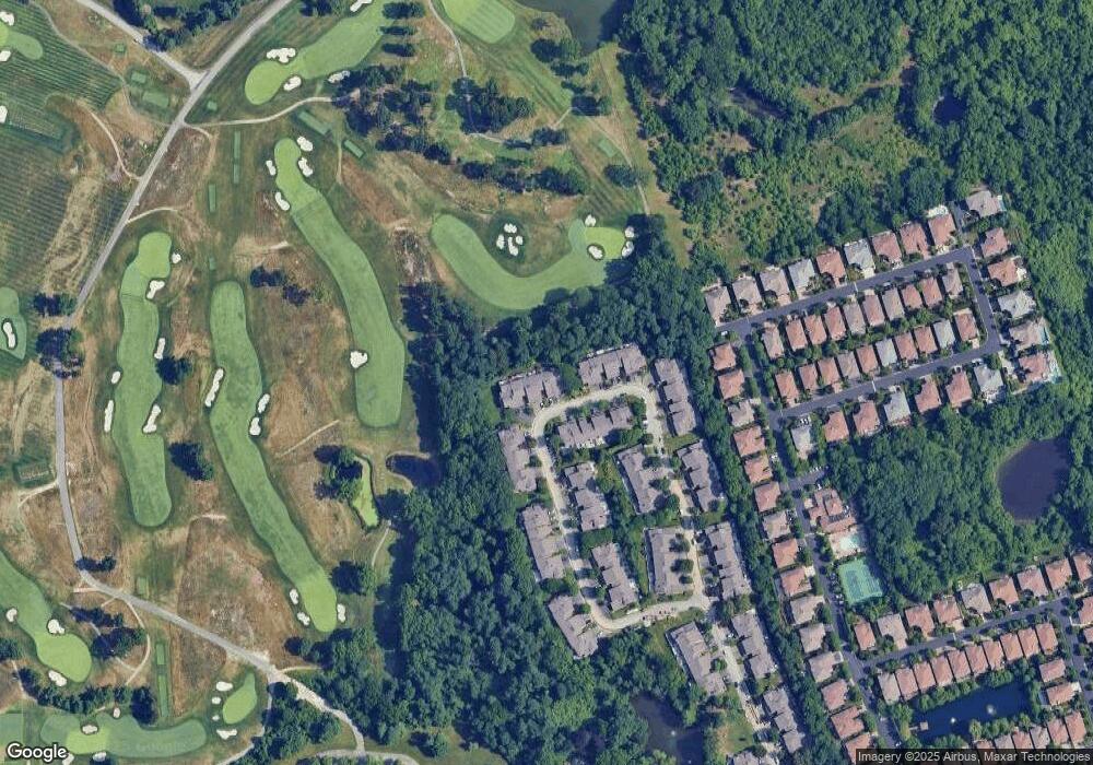 129 Foxwood Dr unit 129, Jericho, NY 11753 - photo 1