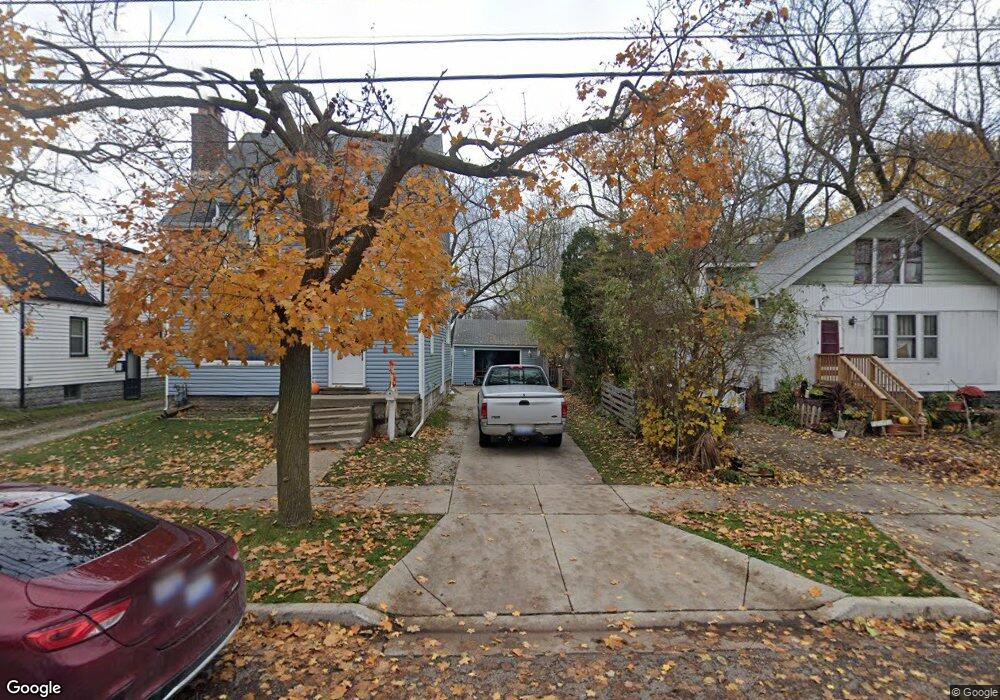 1713 20th St, Port Huron, MI 48060 - photo 1