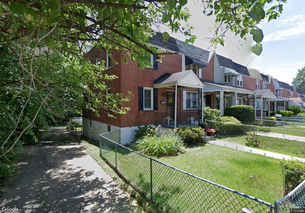 2843 Edgecombe Cir S, Baltimore, MD 21215 - photo 1