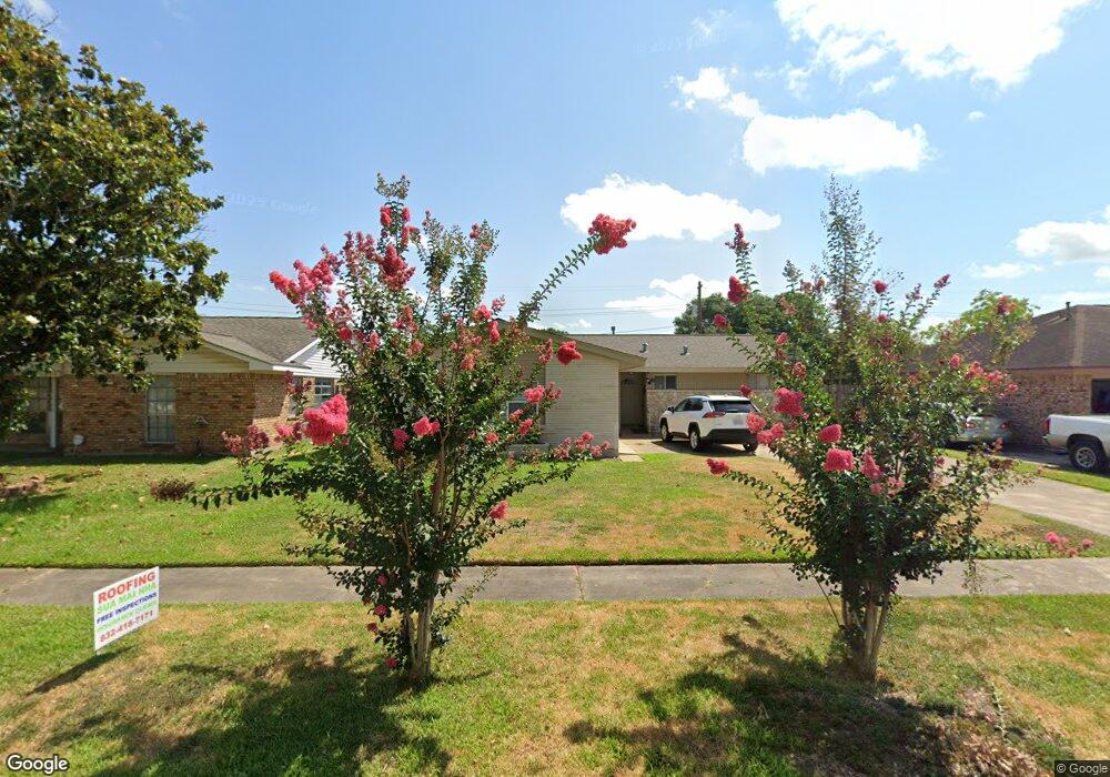 10626 Southport Dr, Houston, TX 77089 - photo 1