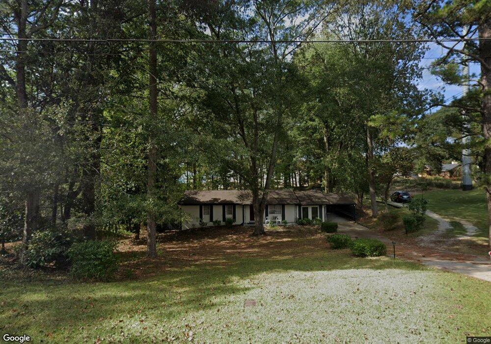 211 Seminole Cir, Suwanee, GA 30024 - photo 1