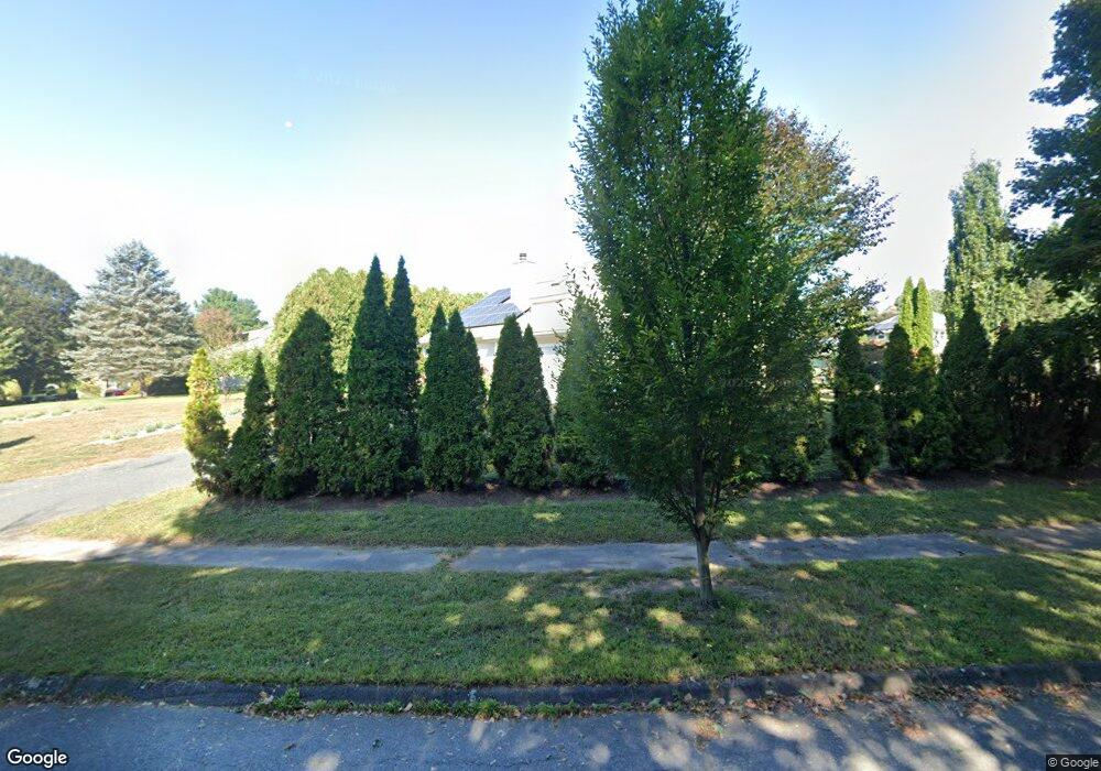 17 Whippletree Ln, Amherst, MA 01002 - photo 1